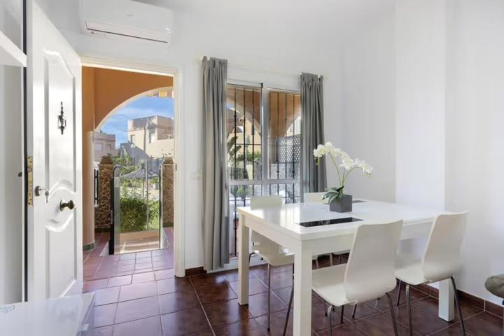 Apartamento La Barrosa Chiclana de la Frontera Zewnętrze zdjęcie